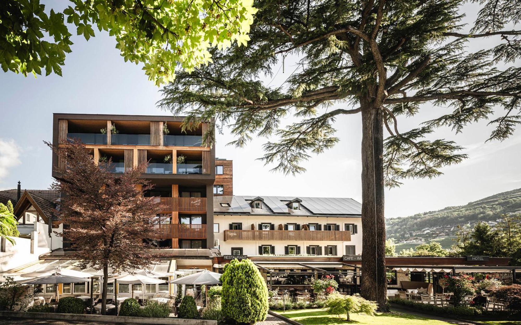 Hotel Loewenhof Bressanone Exterior photo